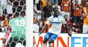 Strasbourg : le Racing recale une offre XXL de Premier League pour Dilane Bakwa