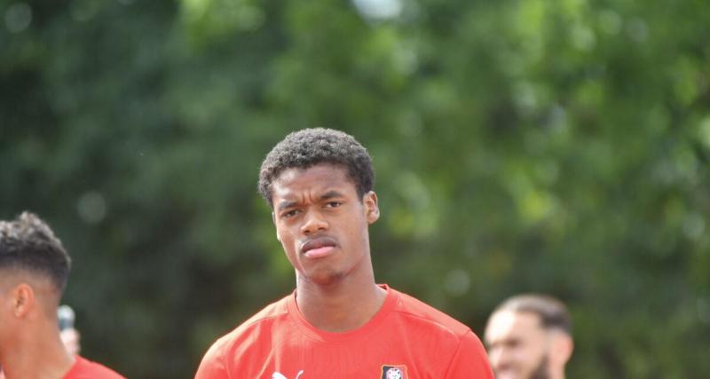  - Ligue 1: Omari quitte Rennes pour l'Allemagne, le HAC dévoile son maillot principal