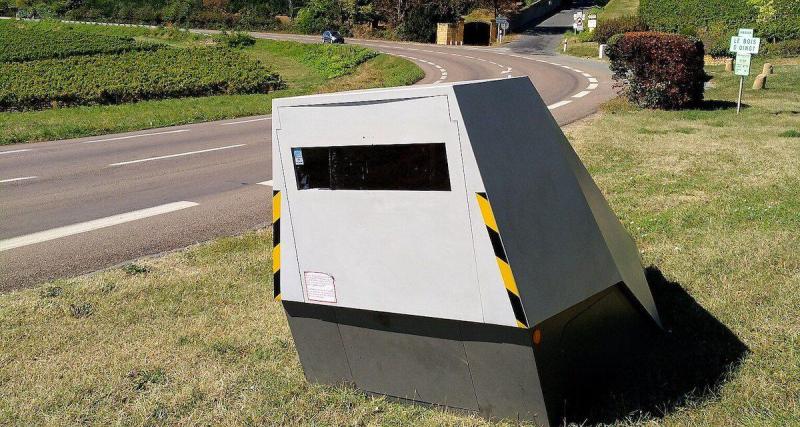  - Ce radar flashe en masse les automobilistes à la bonne vitesse avant d'être vandalisé