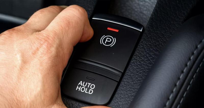  - Tirer le frein de parking en roulant, ce qui se passe vraiment à l'intérieur de votre véhicule