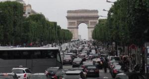 Bison Futé voit rouge sur les routes samedi et dimanche, comment éviter les bouchons ?