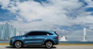 L’assurance détruit son SUV tout neuf pour une pièce manquante : incompréhensible !