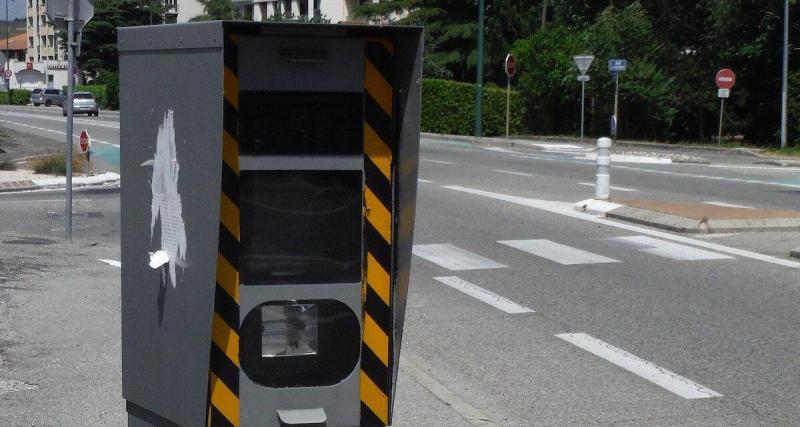  - 1 000 flashs par jour, ce radar crée la polémique et la colère des automobilistes