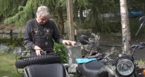 « Je suis sans voix ! » : Poutine offre une moto à un Américain bloqué par les sanctions