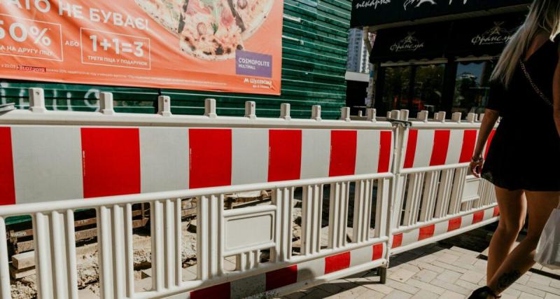  - Une voiture folle s’encastre dans un restaurant : la barrière a évité le pire !