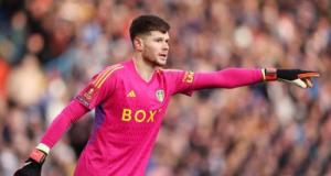 Étranger : Illan Meslier courtisé en Espagne et en France