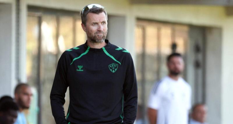  - Saint-Étienne : "L'arbitre a commis une grosse erreur", Horneland voit rouge après la blessure de Jaber