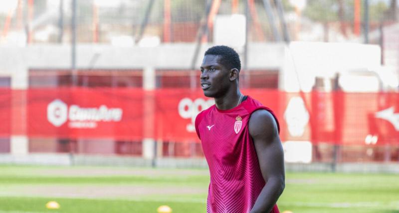  - Le troll de Rennes sur Rabiot et Rowe au moment de teaser Embolo