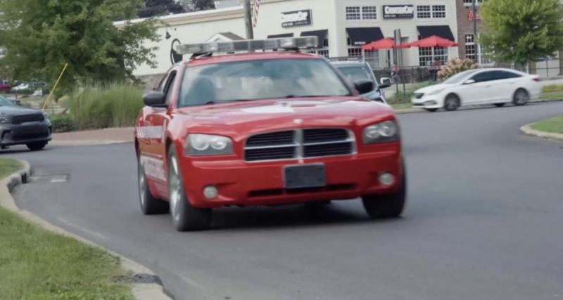  - Ils tournent en rond pendant 24 heures avec une Dodge Charger