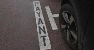 Il paie de parking une place gratuite durant 13 ans, la justice se saisit du dossier