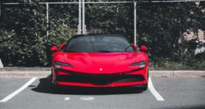 Une Ferrari transformée en machine à café : vous n’allez pas croire ce que cache son coffre !
