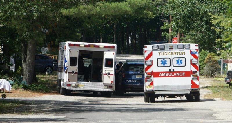  - Choc spectaculaire entre deux bus après l’irruption d’un piéton ivre !
