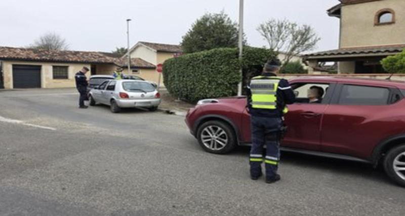  - Pensant stopper des cambrioleurs, deux agriculteurs percutent une voiture avec leur tracteur