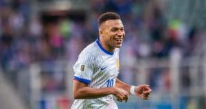 Équipe de France : Dembélé ou Hakimi, Mbappé tranche sur le Ballon d'Or