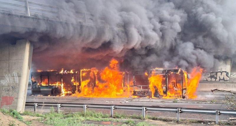  - Chaos à Rennes : rocade bloquée, bus incendié, la préfecture appelle à éviter la ville
