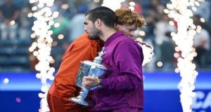 Tennis : Jannik Sinner remporte une bataille clé face à Carlos Alcaraz