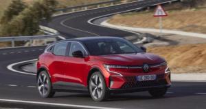 Cette version d’entrée de gamme de la Renault Mégane électrique revient au catalogue grâce au leasing social