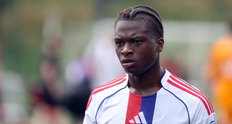  - EXCLU : son arrivée à l'OL, Paulo Fonseca, ses ambitions... Enzo Molebe se confie !