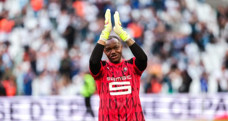  - L'OM rend hommage à Mandanda après sa retraite