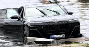 En voulant mettre son jet-ski à l’eau, il envoie sa BMW Série 7… au fond de la rivière