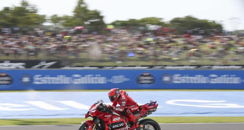 GP de Saint-Marin : la grosse chute de Marc Márquez en vidéo, l'Espagnol aurait pu se faire mal
