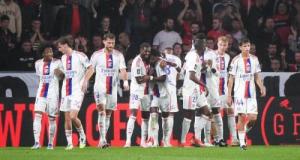 L'OL a pris les devants à Rennes à la pause, Samba a évité le break