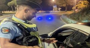 Flashé en excès de vitesse à plus de 180 km/h, il devait se marier mais finit en garde à vue