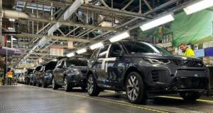 Les usines Jaguar Land Rover sont à l'arrêt pour une raison inédite