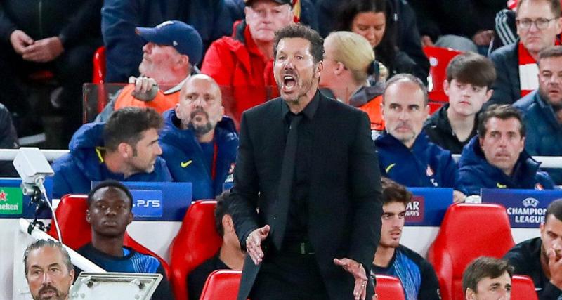  - « Il m'a insulté », Simeone lourdement sanctionné après son doigt d'honneur à Anfield ?