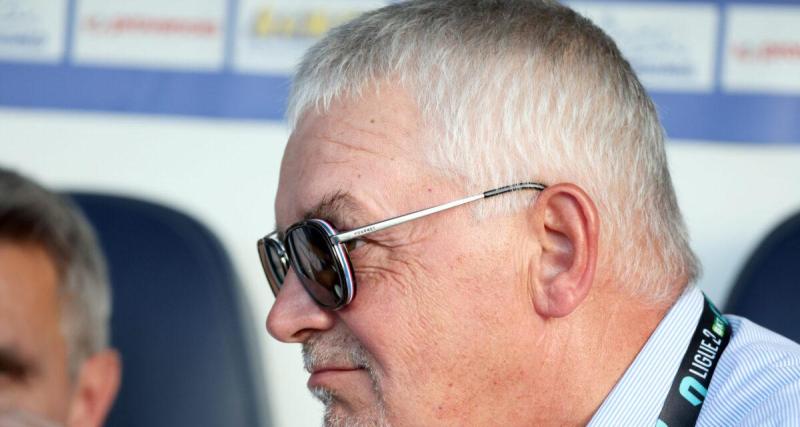  - Le Stade Lavallois célèbre son passé, une statue d’une légende du club bientôt inaugurée