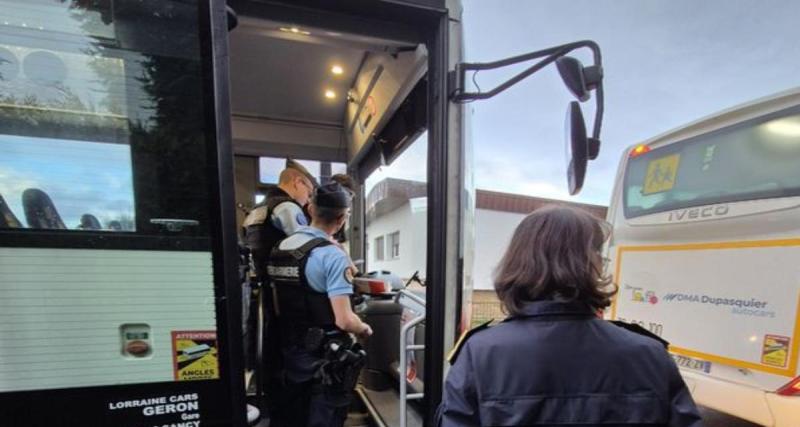  - Il explose les compteurs sur une route accidentogène, la gendarmerie l’intercepte