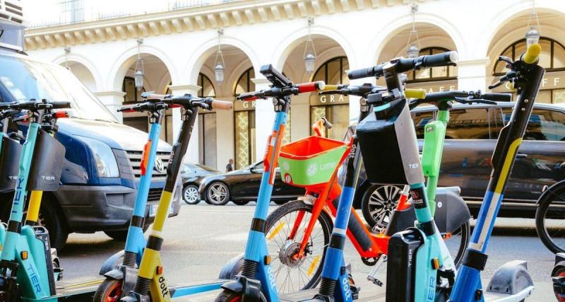  - Les trottinettes électriques interdites sans permis de conduire ? C'est désormais officiel dans ce pays