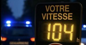 Flashé à 110 km/h en ville, il perd son permis sur-le-champ : "CARTON ROUGE"