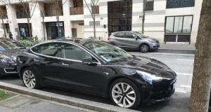 Les robotaxis Tesla déjà dans la tourmente après trois accidents en une journée ?