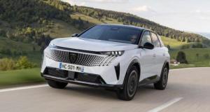 Les Peugeot électriques désormais capables de charger plus vite et de transférer de l’énergie vers des appareils externes