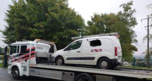 Il veut poser la fibre optique… se trompe d'adresse et tombe nez à nez avec les gendarmes : sans permis ni assurance !