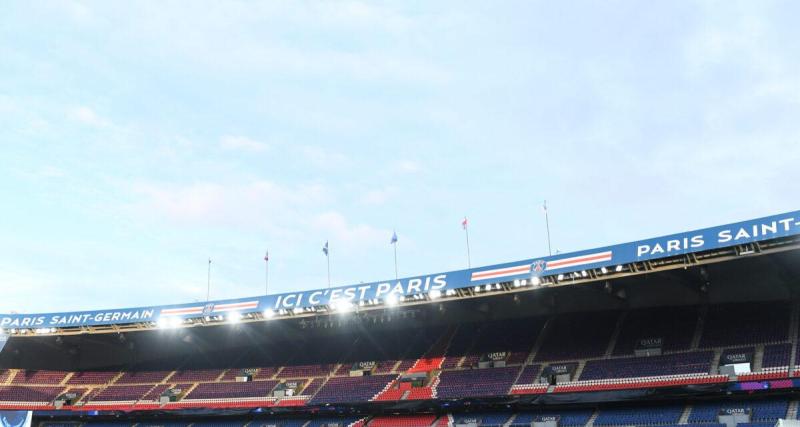  - PSG : les magnifiques hommages du Parc des Princes en l'honneur de Dembélé et Enrique