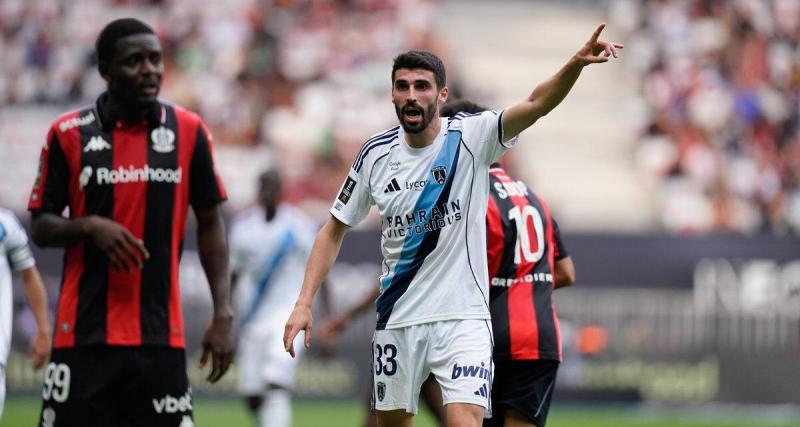  - Des chants homophobes ont gâché le match, Nice accroché par le Paris FC !