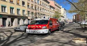 Il profite d’un secours pour partir en virée dans le camion des pompiers