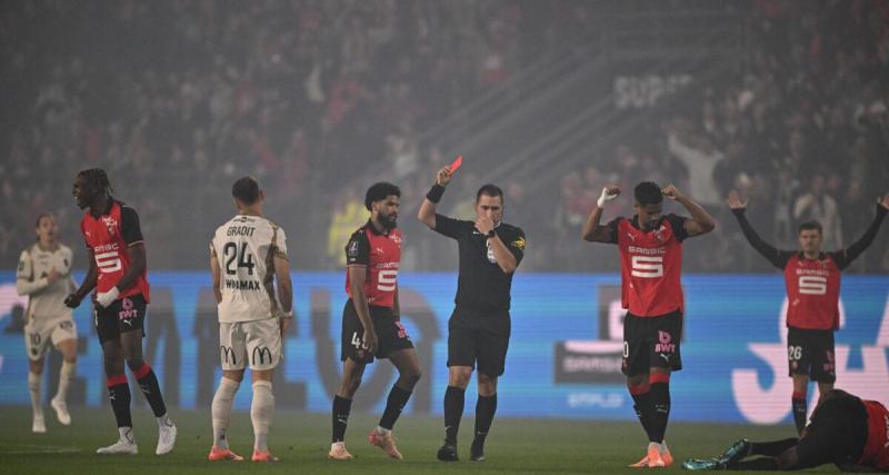  - À dix depuis la 1ère minute, Lens résiste à Rennes à la pause