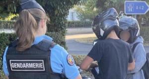 La gendarmerie de ce département serre la vis pour les deux-roues : « Un clignotant, ça consomme moins qu’une nuit à l’hôpital »