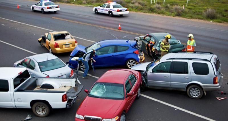  - Ivre au volant, il percute une voiture et en emboutit six autres