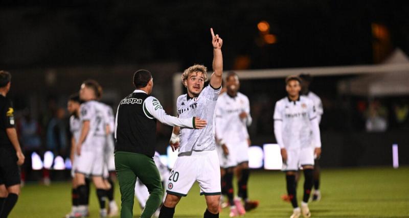  - Le Red Star s'impose à Boulogne et frappe fort en haut du classement