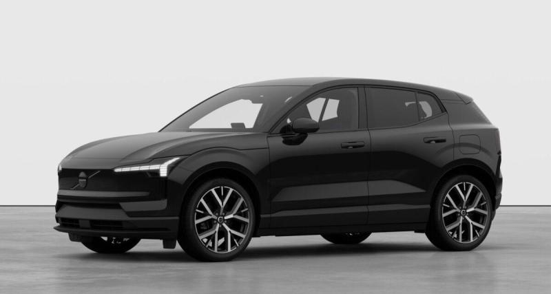  - Le Volvo EX30 vire au noir avec une série spéciale Black Edition