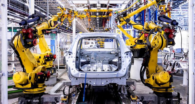  - Stellantis réduit la production sur deux sites et impacte 4500 salariés