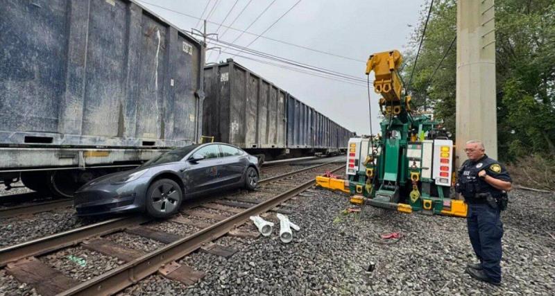  - Ces Tesla se jettent sous le train à cause de l'Autopilot, l'affaire devient politique