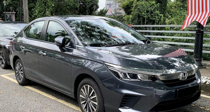  - Il achète une voiture et paye plus de 2700€ en pièces jaunes... 36 heures de comptage