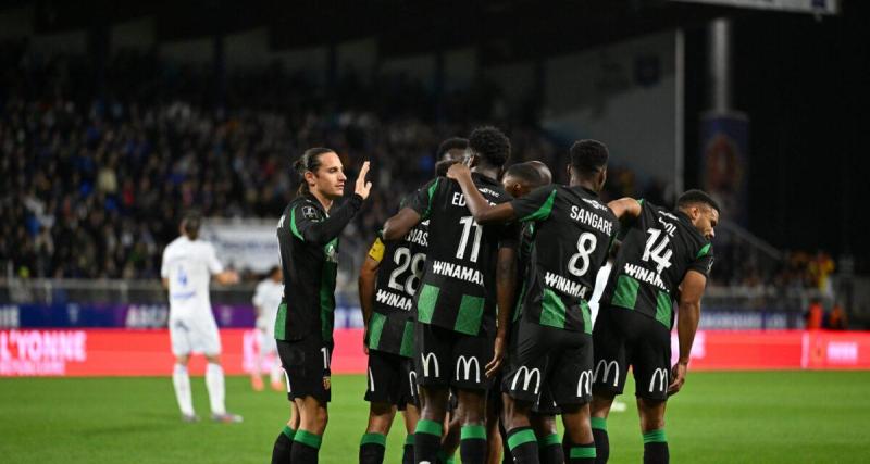  - Ligue 1 : à dix, Lens s'impose à Auxerre