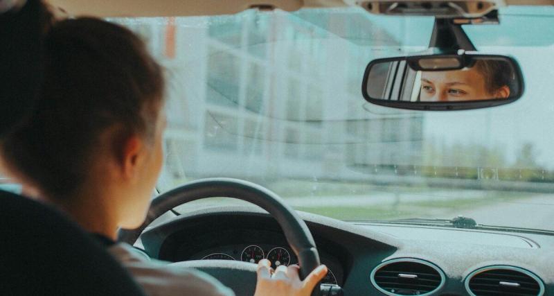  - Elle voulait aller encore une fois aux toilettes… mais finit devant le tribunal et avec une amende très salée pour excès de vitesse