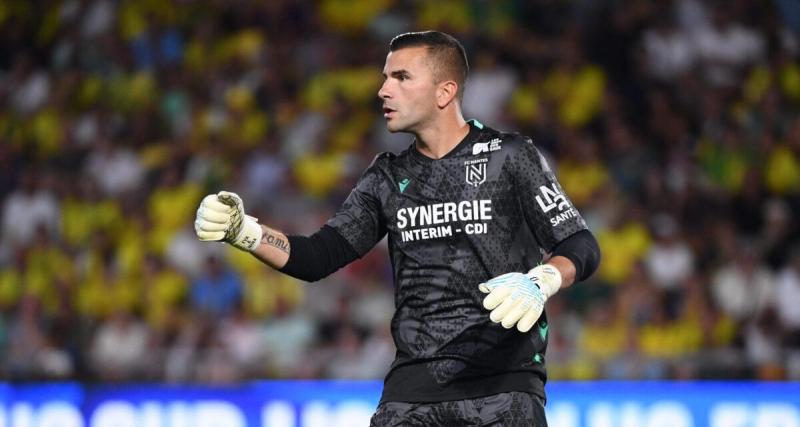  - Banderole arrachée à Strasbourg, nouvel international à Brest, Lopes (Nantes) tacle ses attaquants